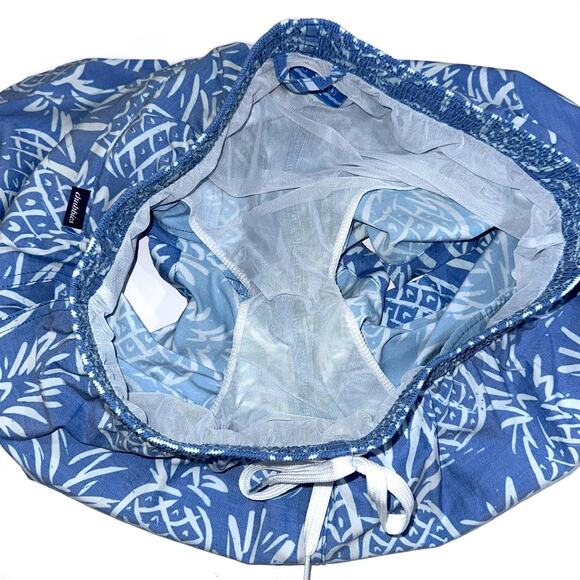 Chubbies The Thigh-Napples Blue Pineapple 5.5” Swim Trunks Size L - Picture 10 of 16